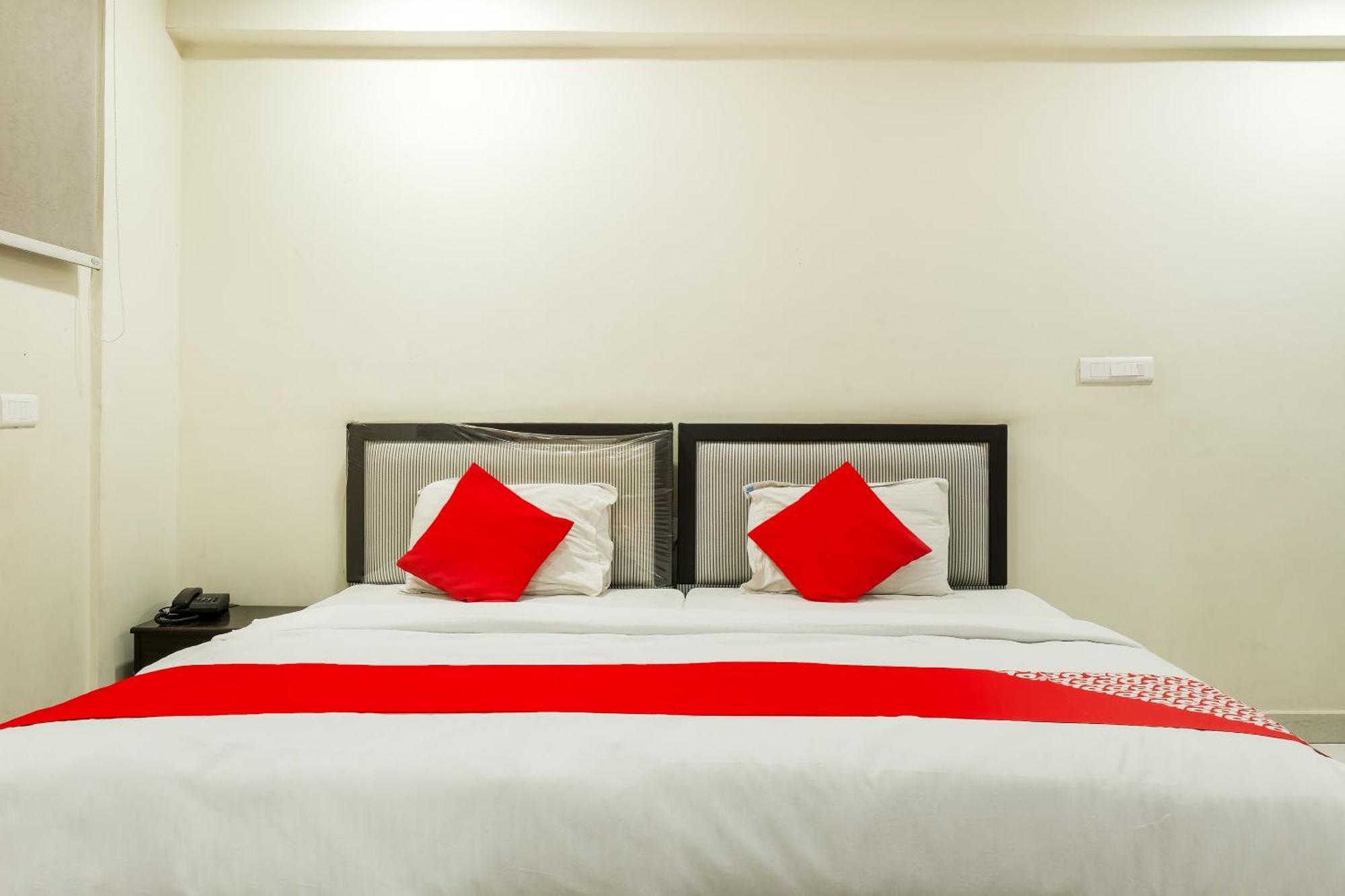 Hotel O Karthikeya Pride Віджаявада Екстер'єр фото
